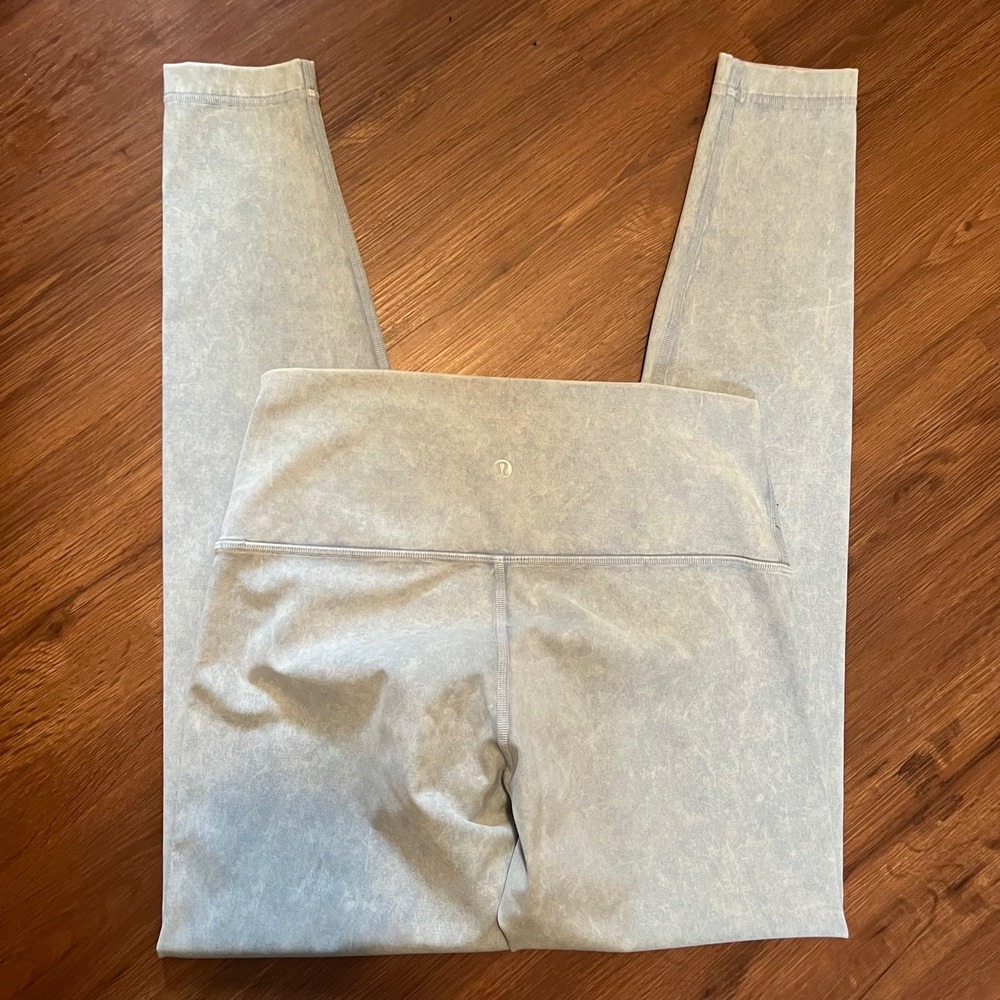 Lululemon Wunder Under High-Rise Tight *Snow Washed 28" - Picture 7 of 9